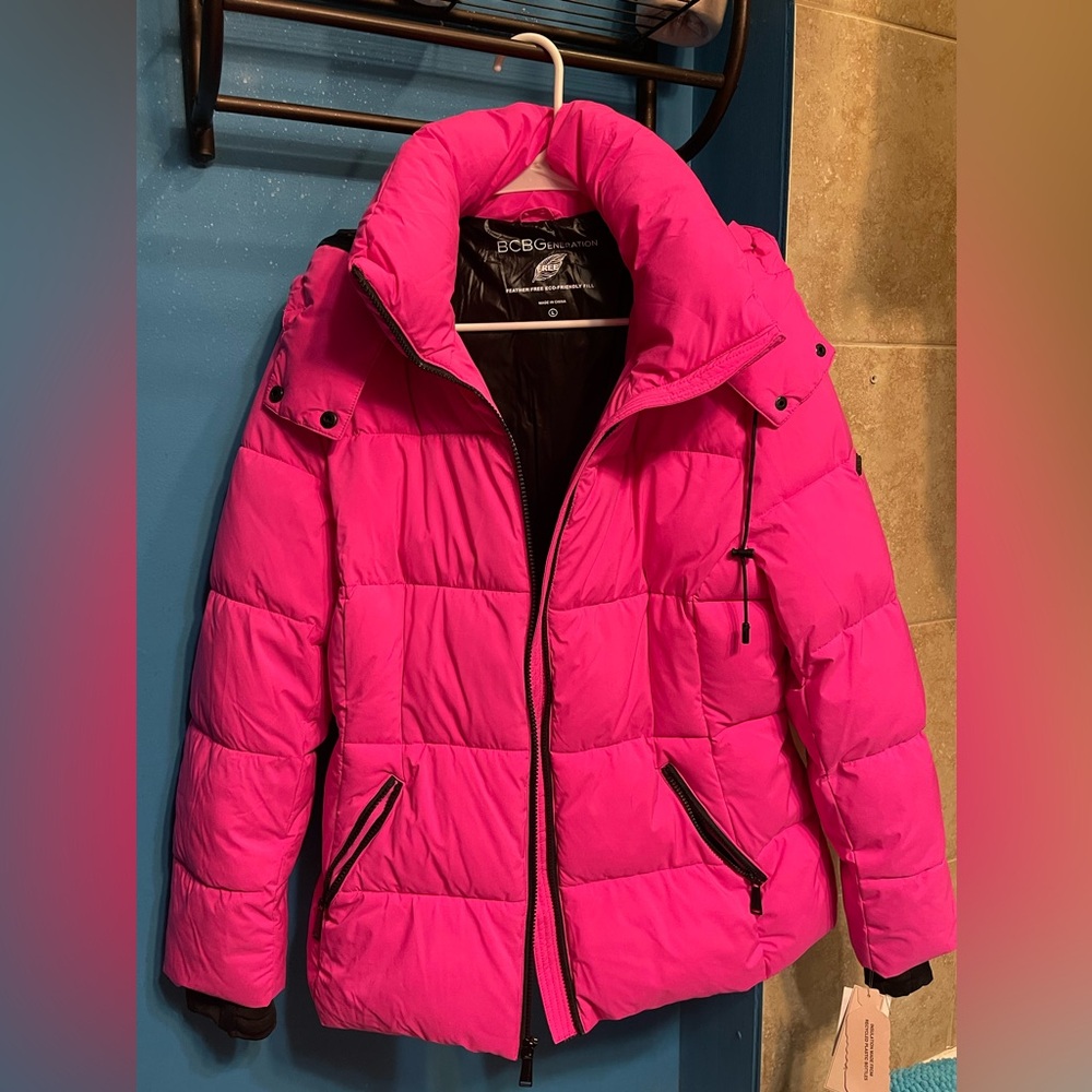 Bcbgeneration Bright Pink Quilted Women’s Insulated puffer jacket / Size Large